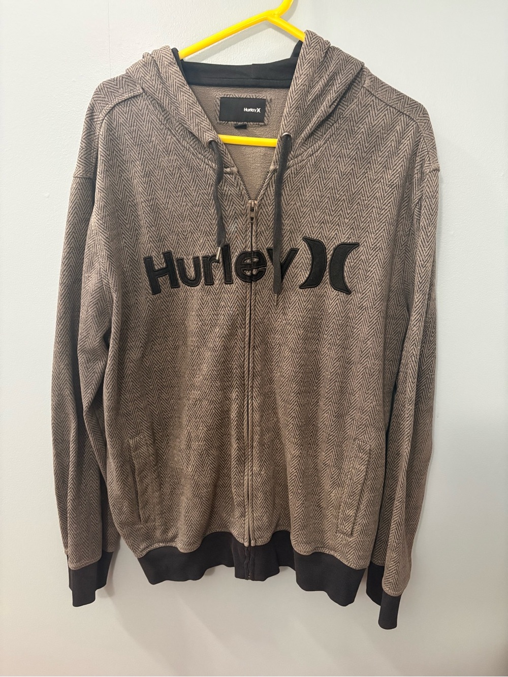 Hurley Black and White Herringbone Zip-Up Hoodie Sweater